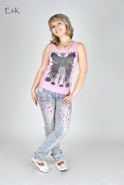 Настя Камардина