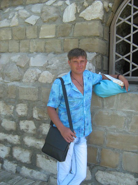 Владимир Гнутов