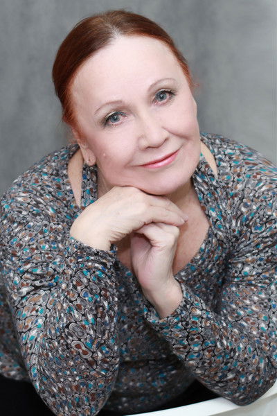 Зоя Костина