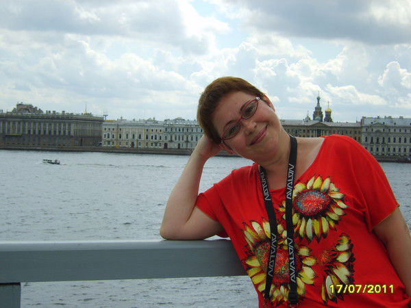 Елена Добровольская