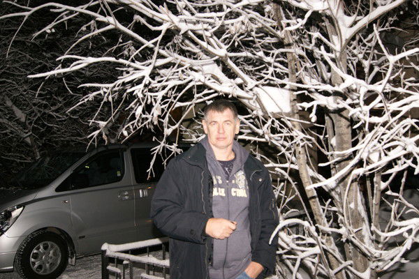 Костя Знова