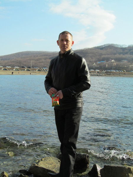 Виталий Иванов