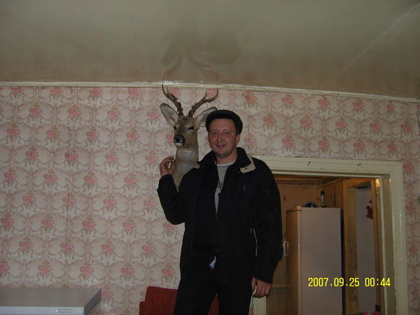 Александр Голик