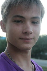 Влад Святов