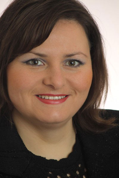 Елена Елена