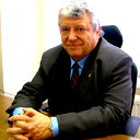 Юрий Ларин