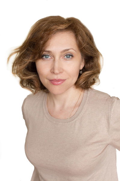 Елена Романова