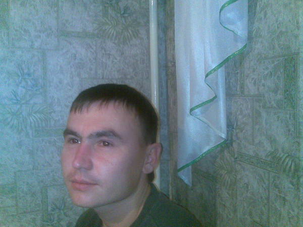 Эдуард Мустафин