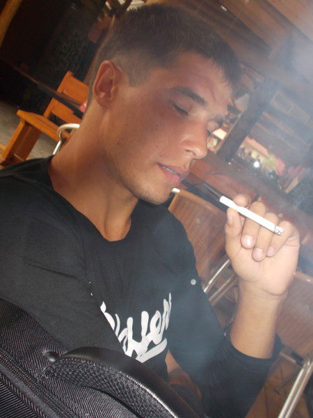 Андрей Горшков