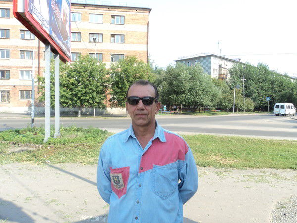 Олег Баженов