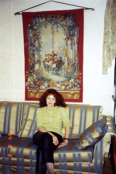 Лора Микитюк