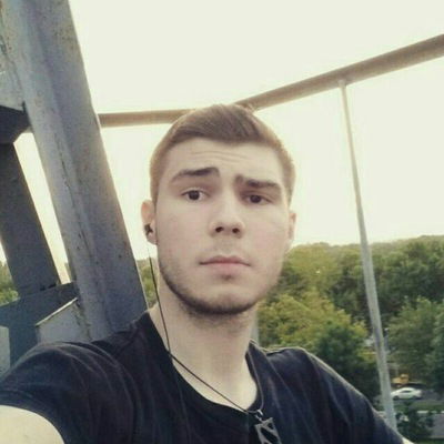 Артур Денисов