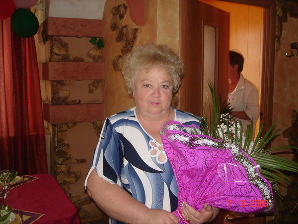 Лариса Тукумс