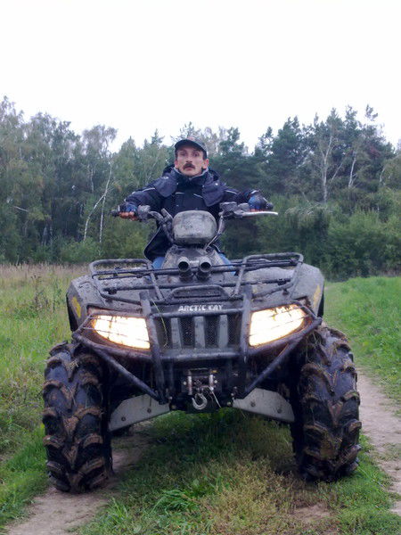 Денис Староверов