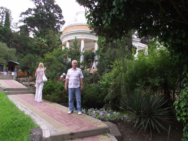 Юрий Боннер