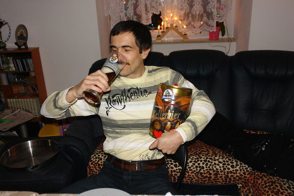 Александр Животиков