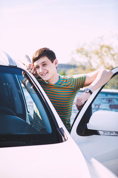 Антон Сергеев