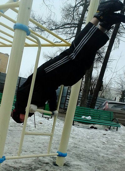 Александр Жуковский