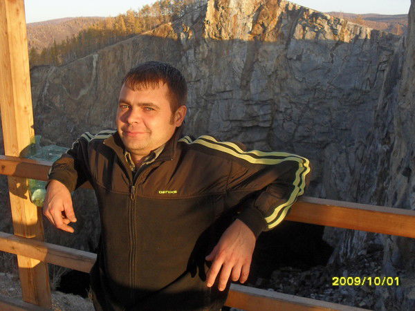 Олег Иванов