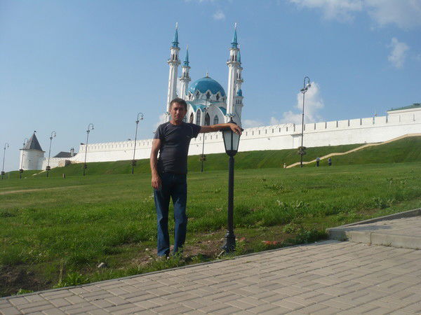 Марс Санзяпов