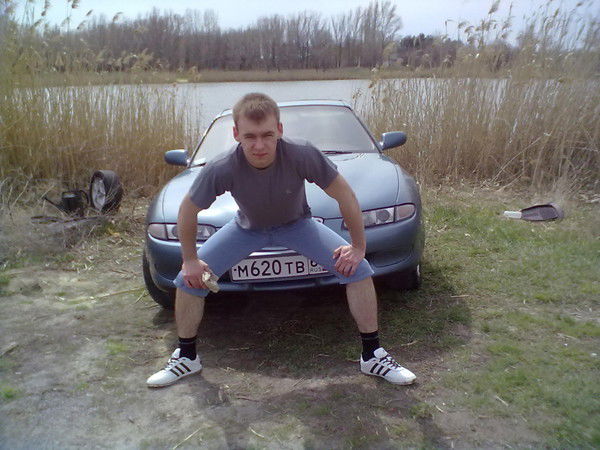 Денис Калашников