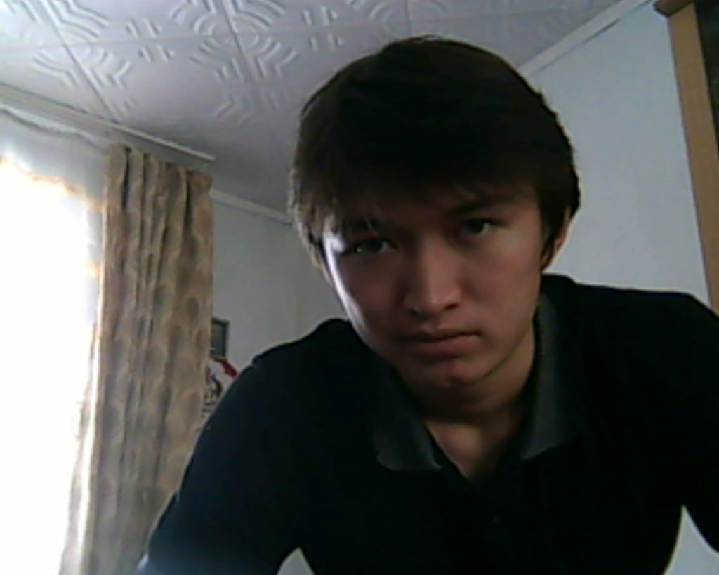 Дарын Саханов