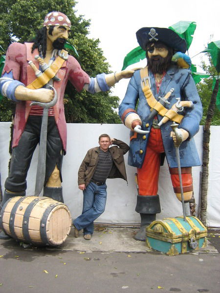 Олег Обухов