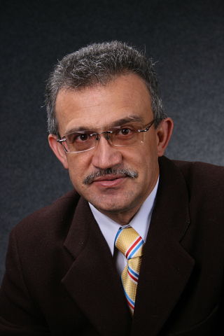 Сергей Макутонин