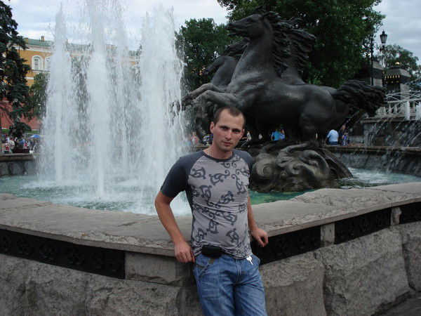 Денис Коломицев