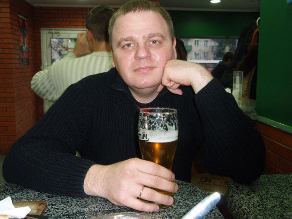 Олег Антропов