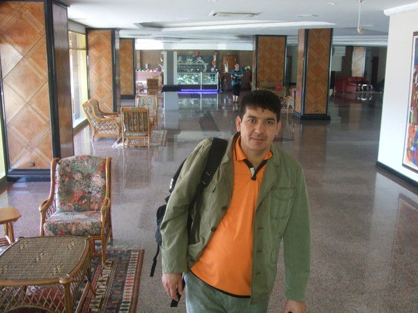 Курбон Холов