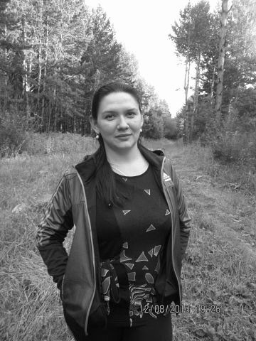 Елена Леонова