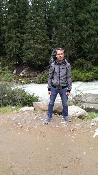 Денис Щелкунов