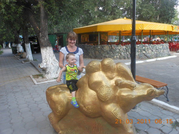 Елена Юзова