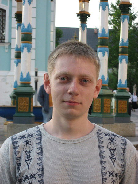 Олег Зверев