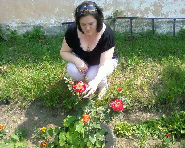 Елена Жарова