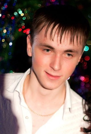 Антон Попов