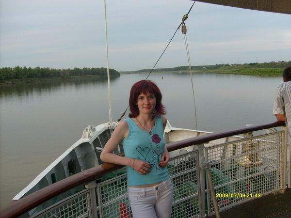 Оля Околелова