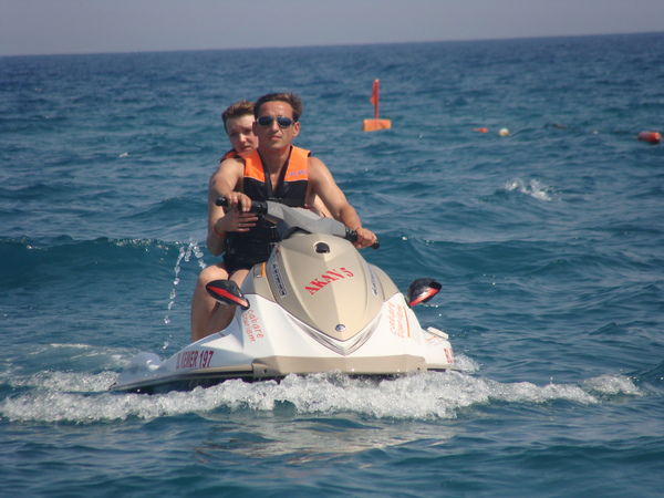 Александр Бондаренко