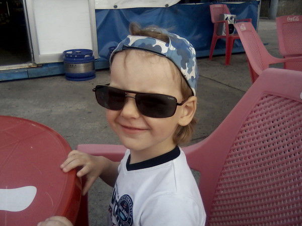 Андрей Петренко