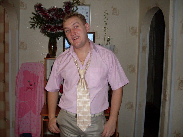 Александр Волков