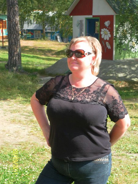 Валя Котова