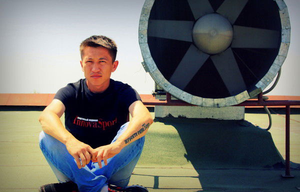 Алмат Достояров