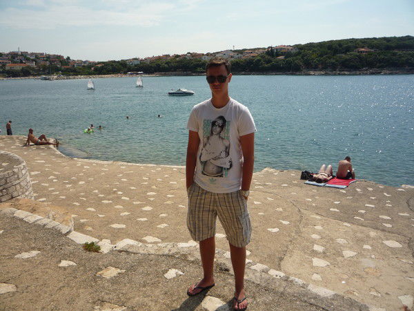 Артём Сошнянин