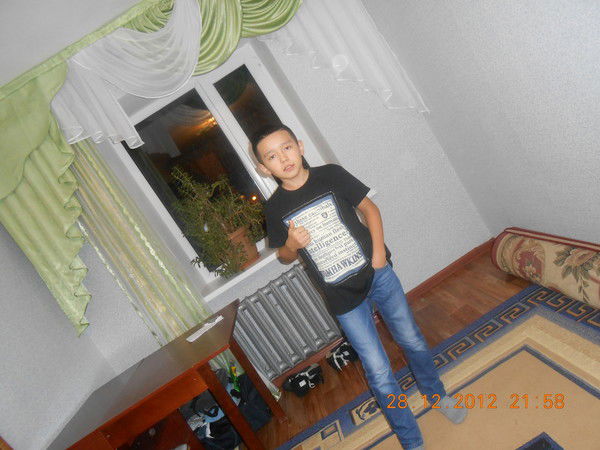 Асылхан Избасаров