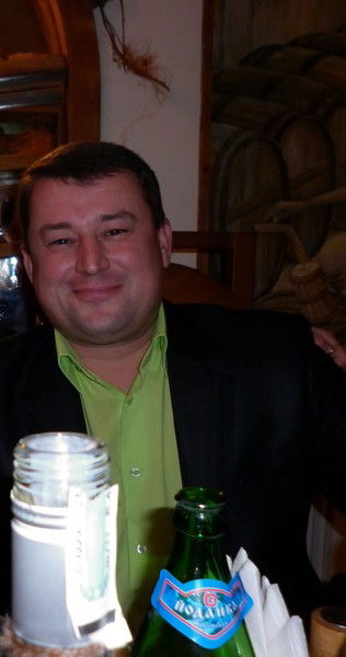 Володимир Біл