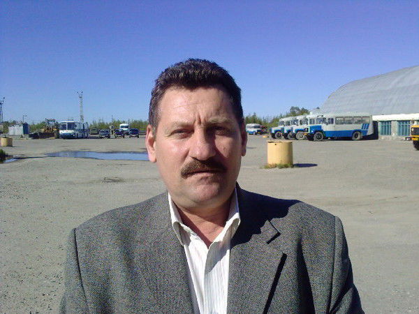 Виктор Лазарев