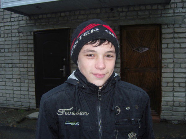 Виктор Армейка