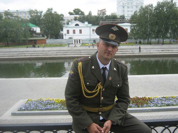 Олег Гриценко