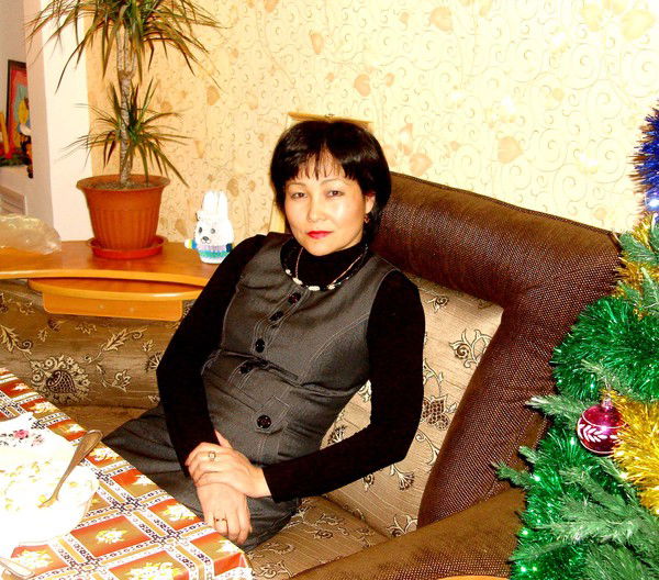 Манар Султанова